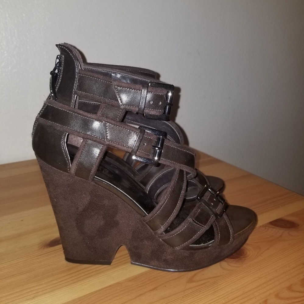 Guess Sandals
